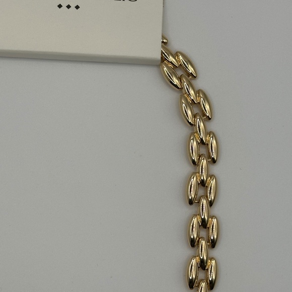 NWT Banana Republic Women's Statement Heirloom Necklace - Picture 5 of 8